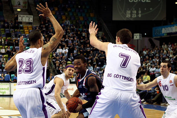 背后的复杂 背后的复杂